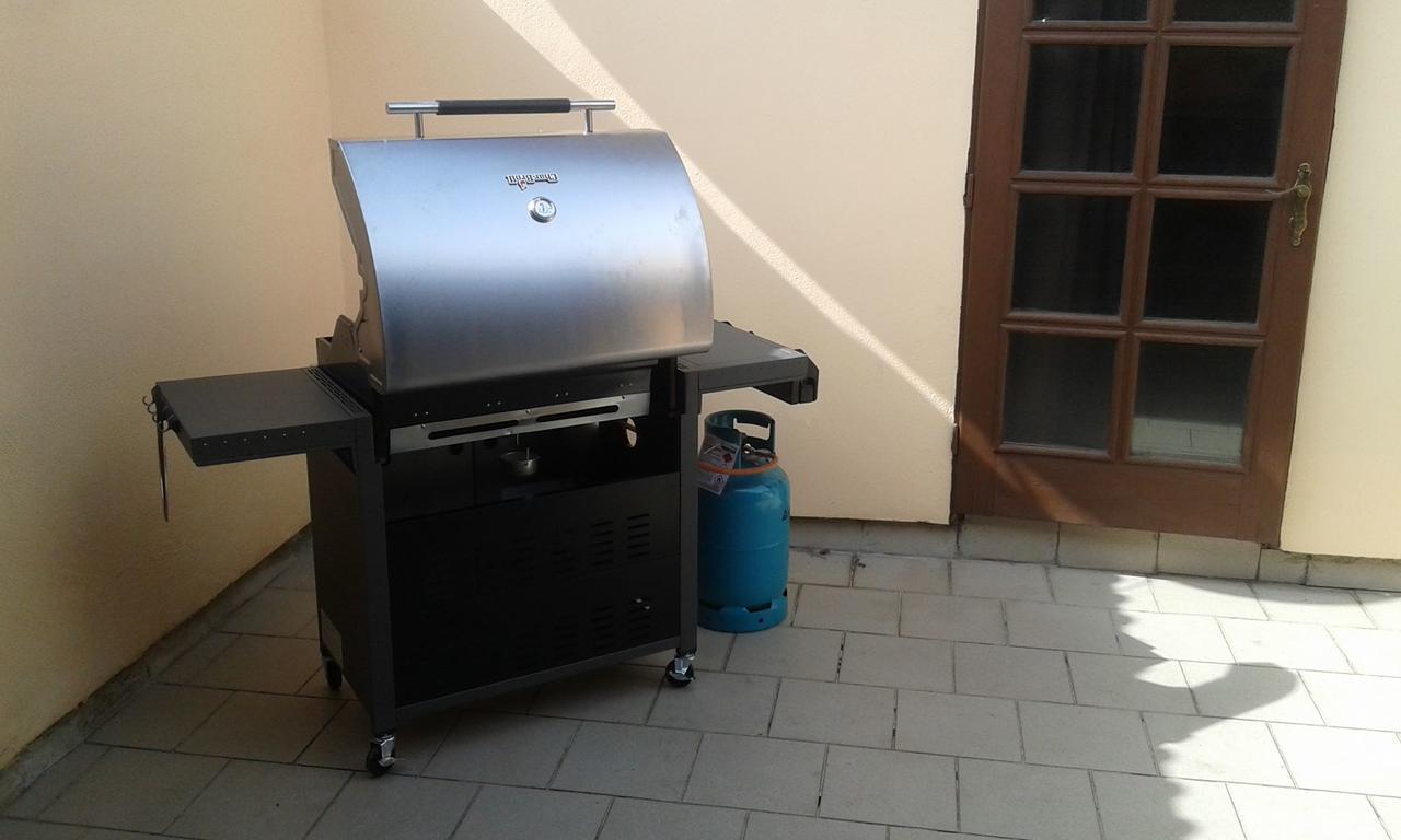 Bakin Bar Hotel Trebic Exterior photo